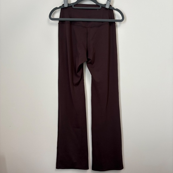 NWT Uniqlo AIRism Flare Pants Chocolate Brown- M - Picture 6 of 12